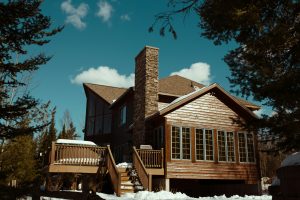 Un chalet douillet en pleine nature.

